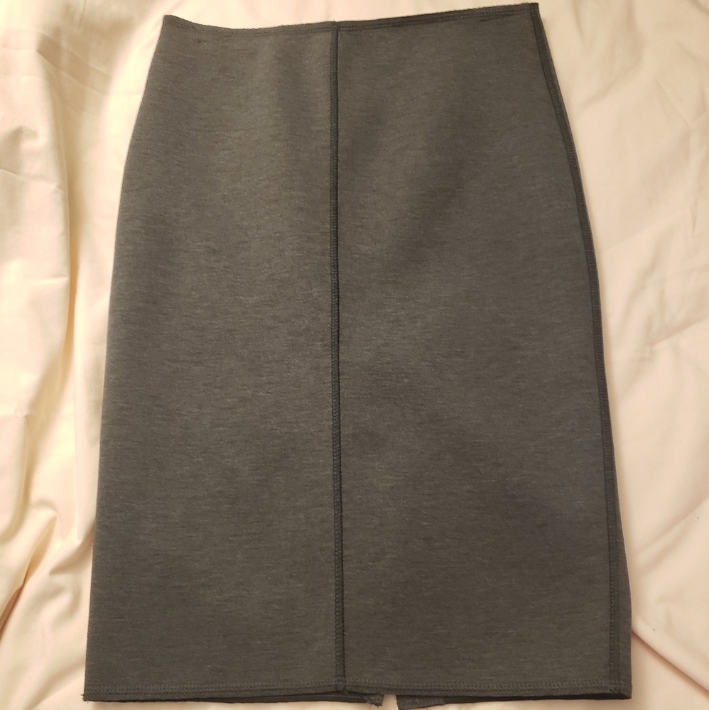 Grey pencil skirt